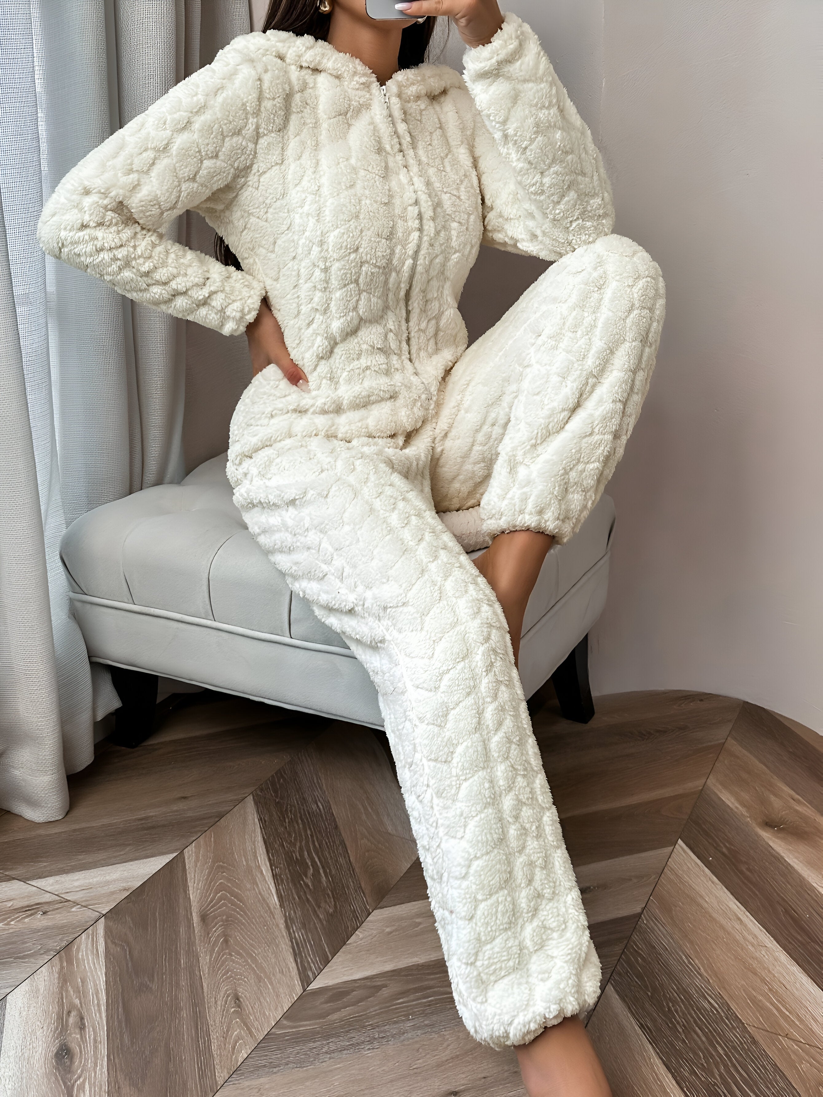 Combinaison pyjama femme à capuche en polaire douce