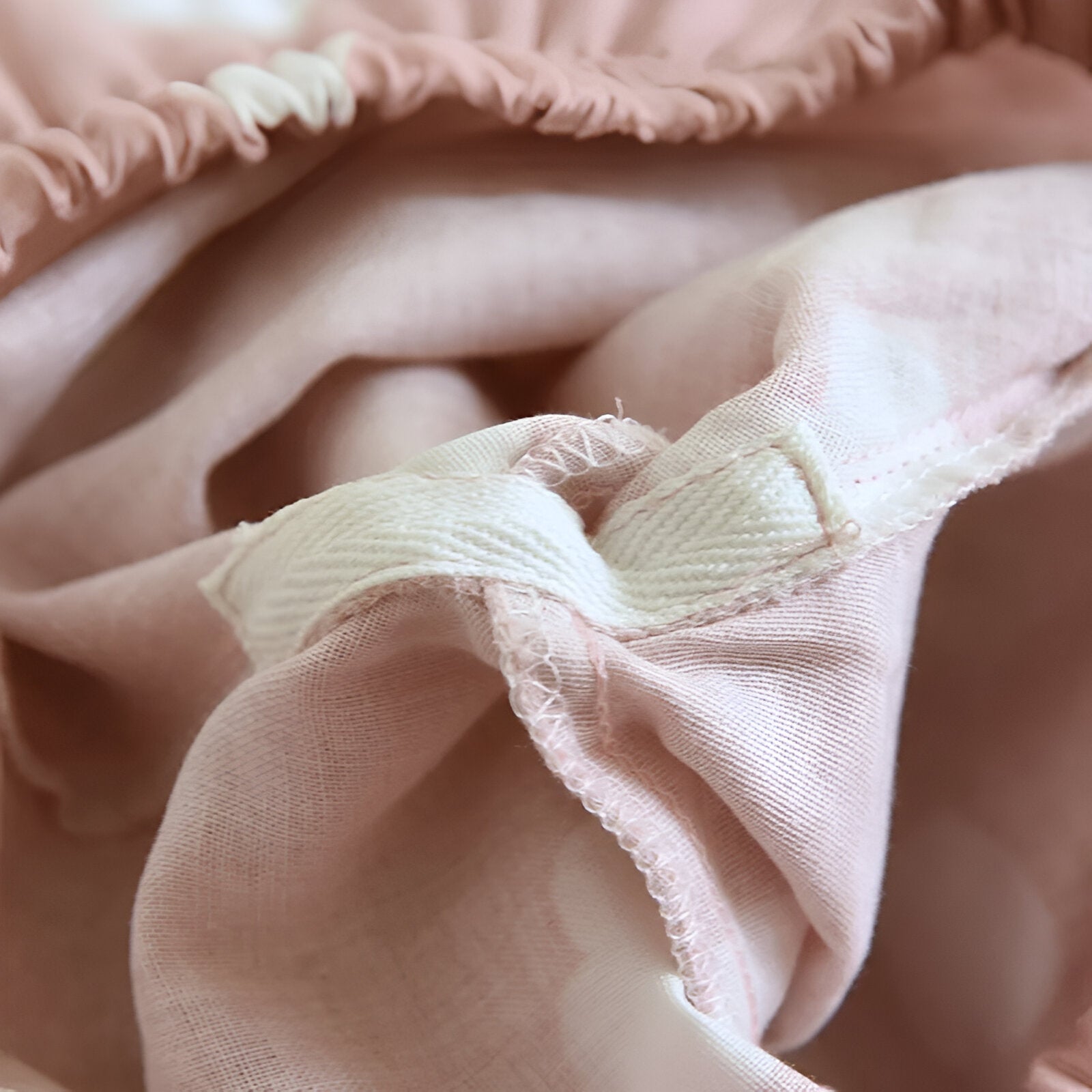 Pyjama femme en coton rose à motifs cœurs