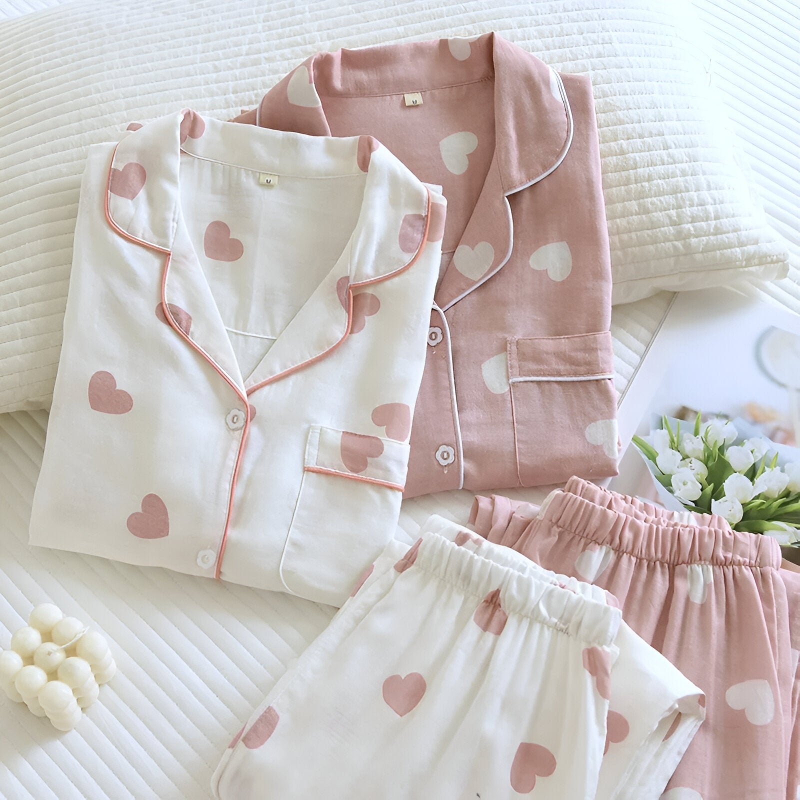 Pyjama femme en coton rose à motifs cœurs