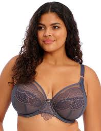 Soutien-gorge plunge: un atout pour un décolleté sublimé