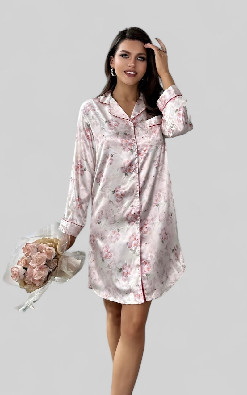 Chemise de nuit femme satin noire imprimée fleurs