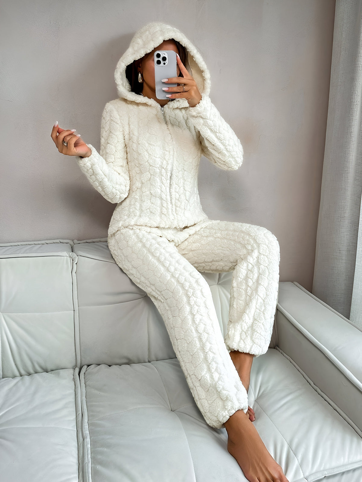 Combinaison pyjama femme à capuche en polaire douce