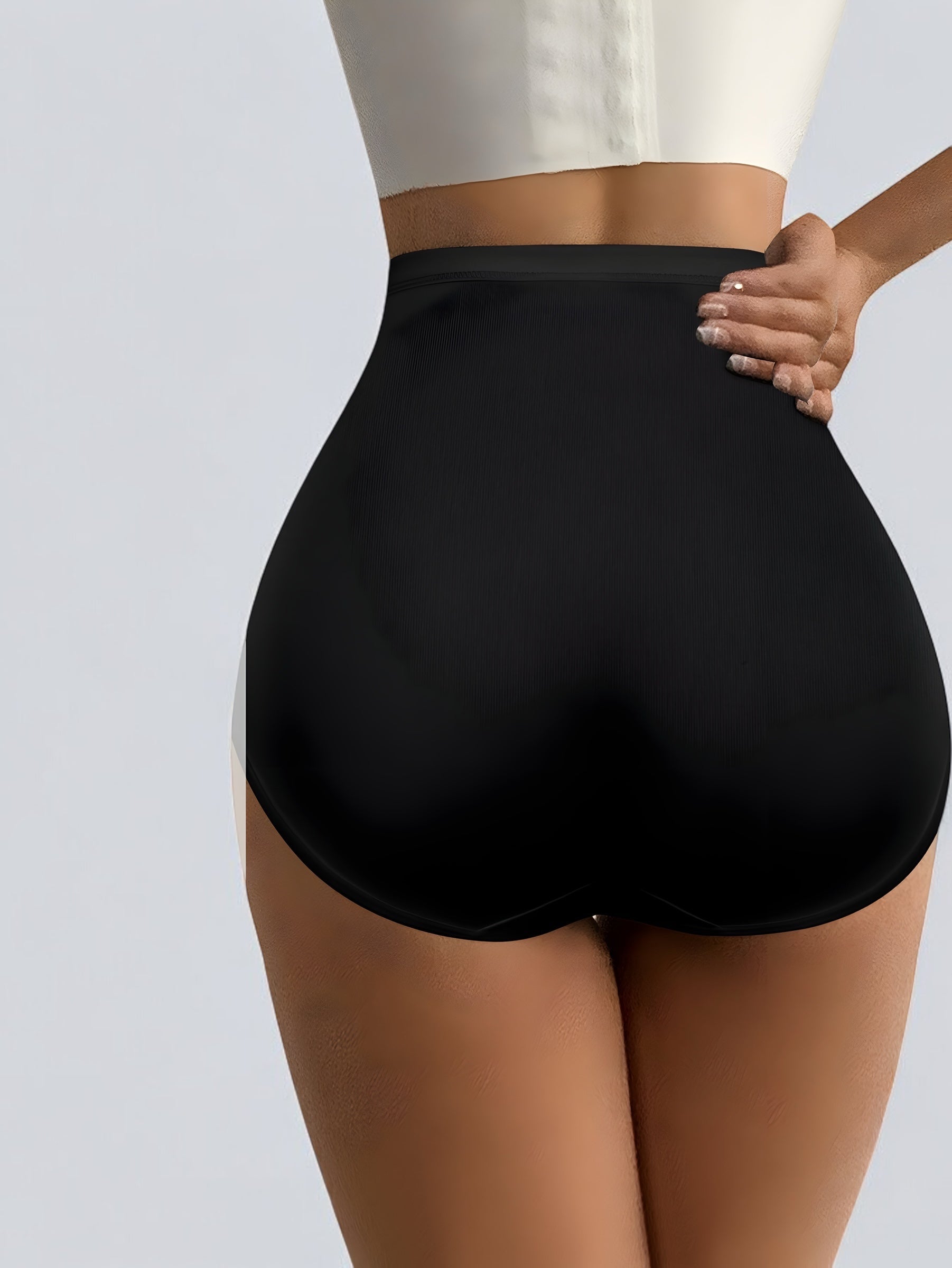 Culotte gainante haute femme noire sculptante avec détails