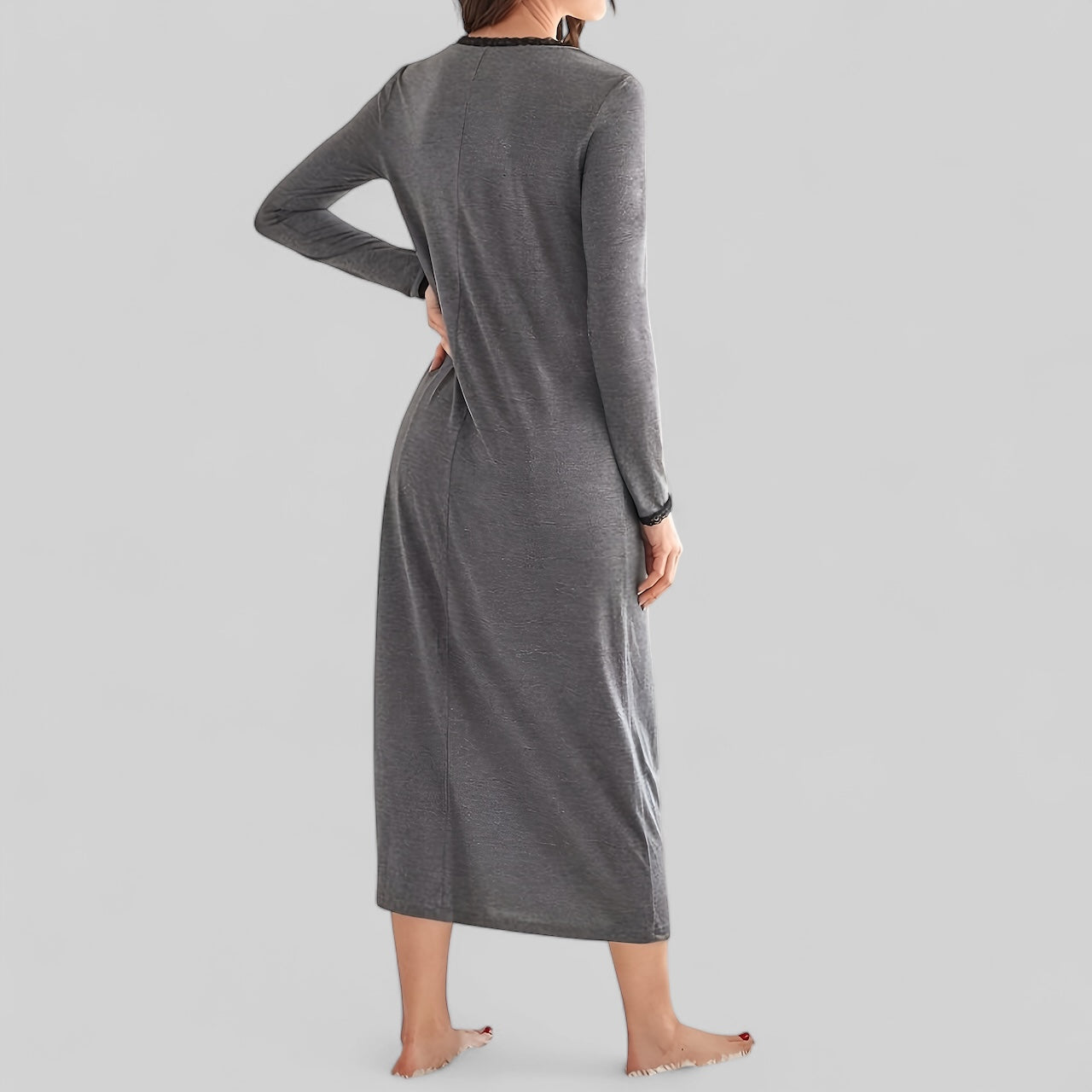 Robe de nuit longue en coton gris avec imprimé manches